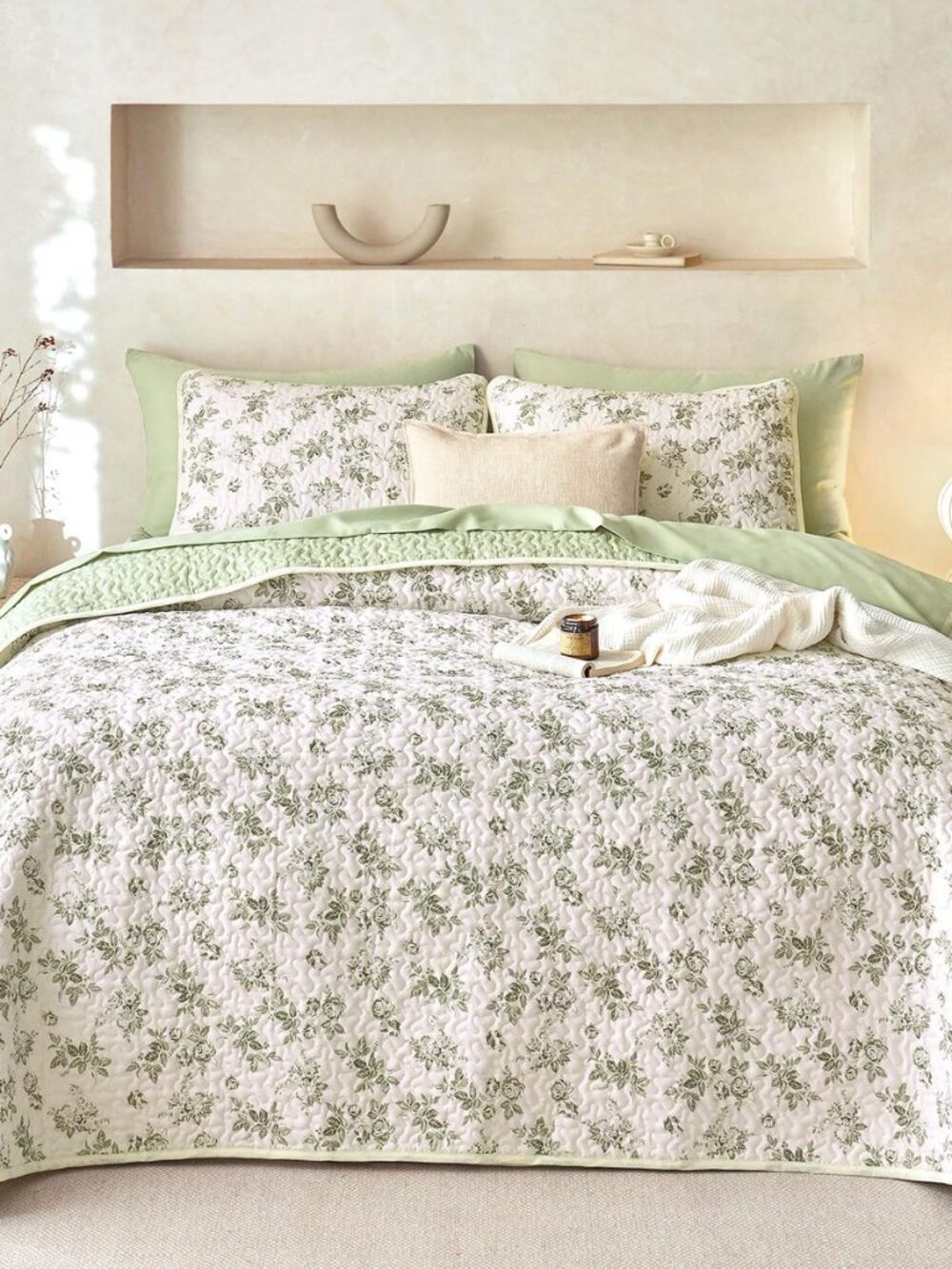 Floral Quilt Set, Olive Green, Queen/Full